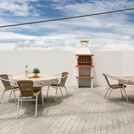 Moinho Do Sr. Arnaldo Villa *