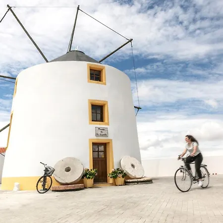 Moinho Do Sr. Arnaldo Villa Atouguia Da Baleia